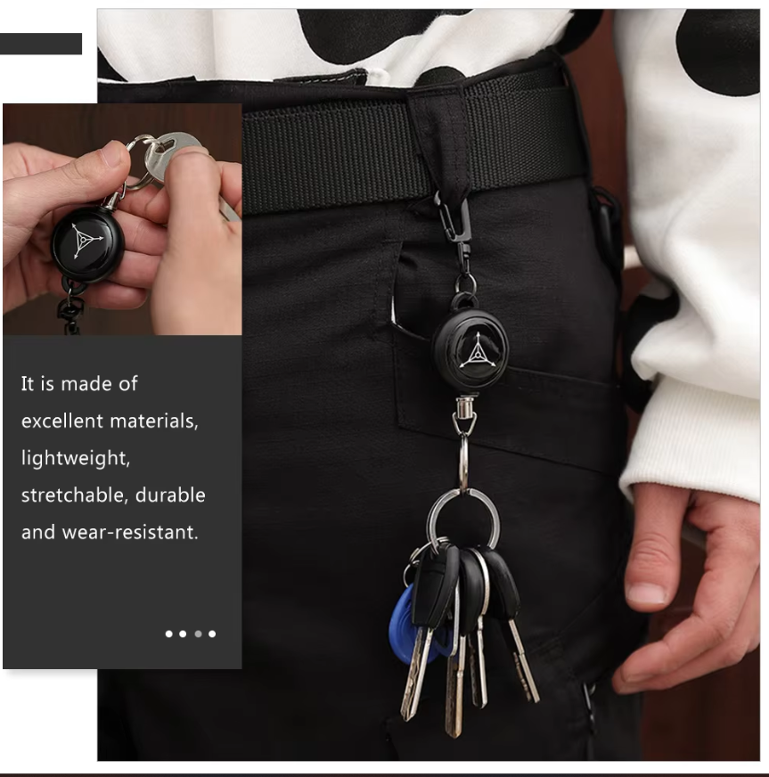 Retractable key holder